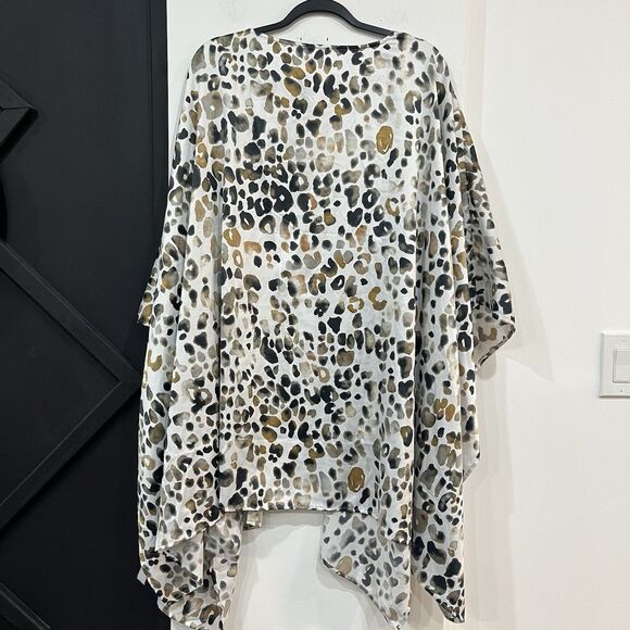 Nordstrom Leopard Animal Print White Kimono Wrap One Size - Picture 4 of 4